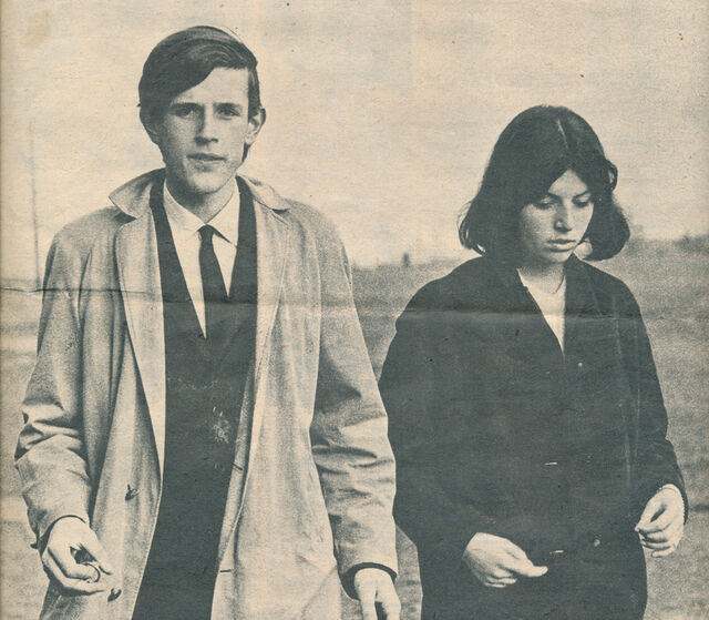 Jana Weinerová na fotografii z obálky časopisu Mladý svět s rugbistou Janem Stránským roku 1967